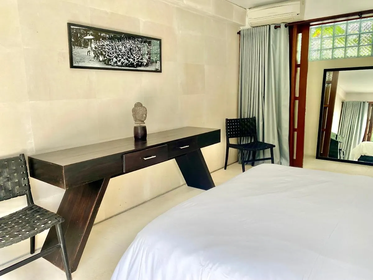 Villa Emma | Heart Of Seminyak | 350M Beach